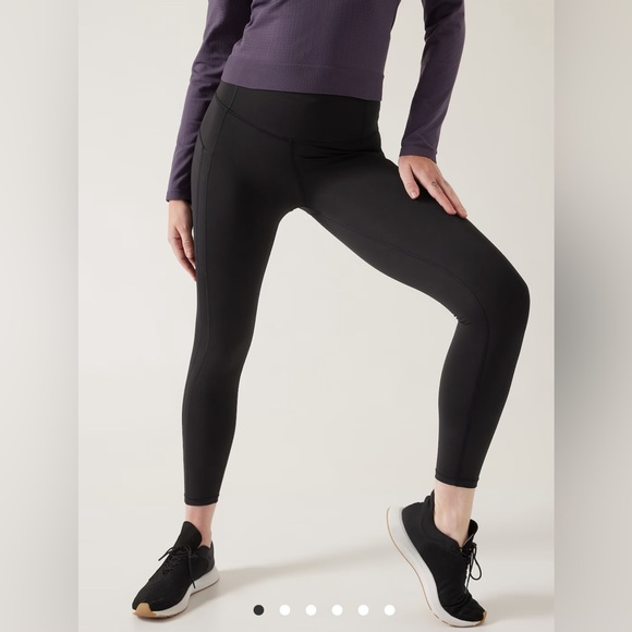 Athleta Ultimate Stash High Rise 7/8 Tight - Picture 5 of 9